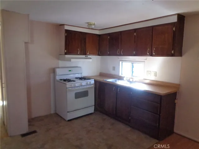 12710 3rd Street 40, Yucaipa, California 92399