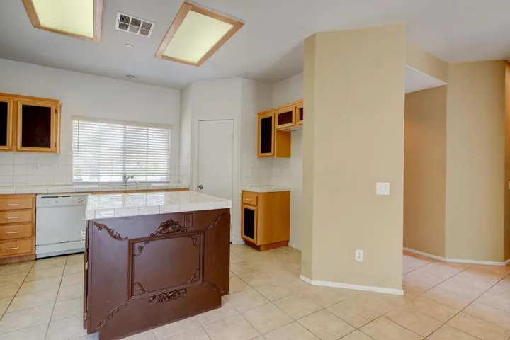 Kitchen with Walk In Pantry