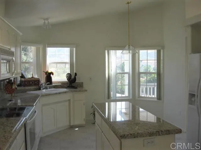 8975 Lawrence Welk Dr. 129, Escondido, California 92026