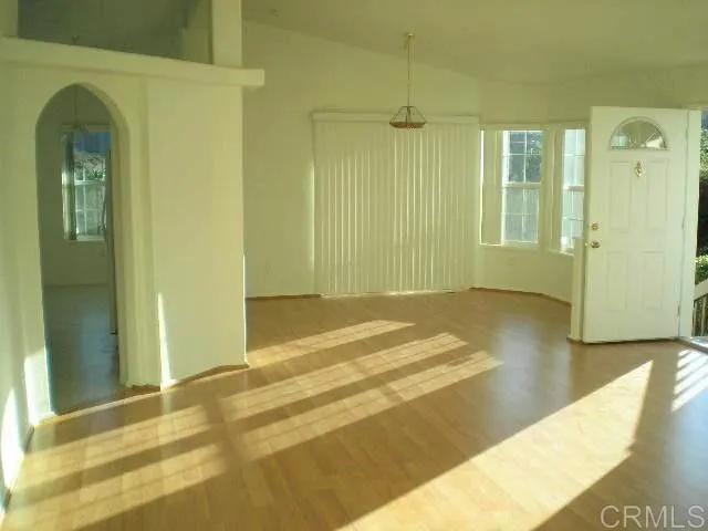 ... photo from 2008 when the house was vacant ...  OPEN FLOOR PLAN