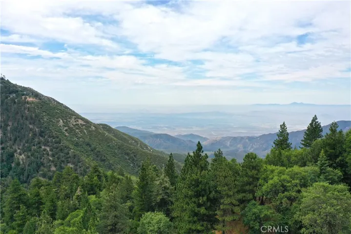 31967 Pine Cone Drive, Running Springs, California 92382