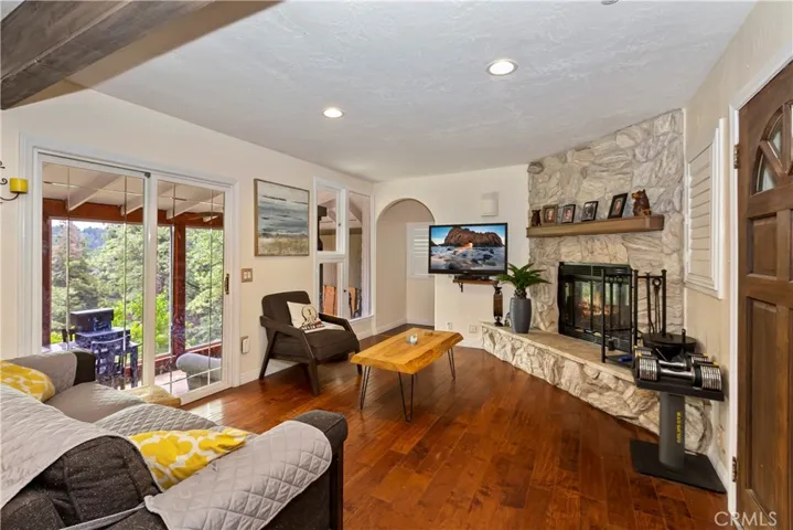 31967 Pine Cone Drive, Running Springs, California 92382