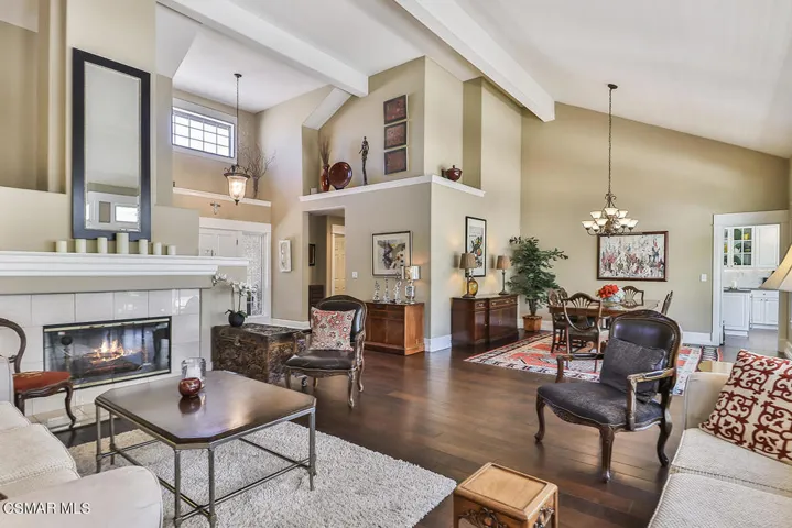 dLiving and Dining3