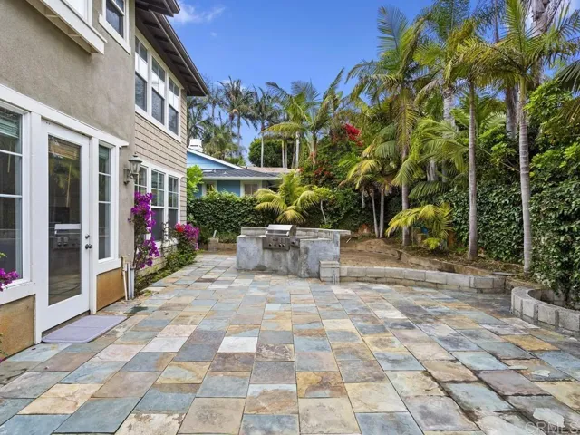 277 Rain Tree Drive, Encinitas, California 92024