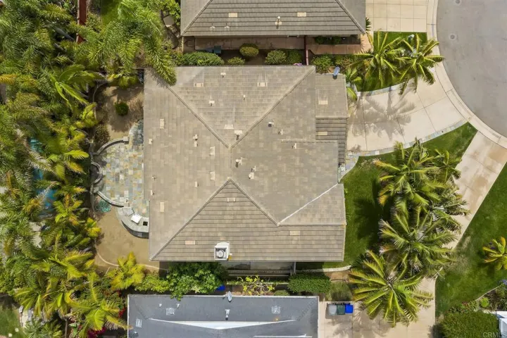 277 Rain Tree Drive, Encinitas, California 92024