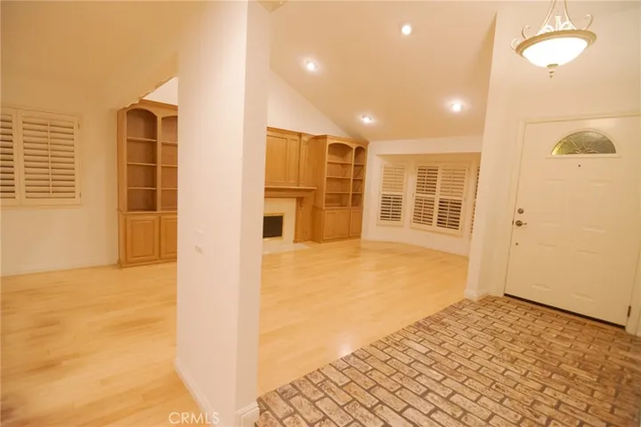 6 Saratoga, Irvine, California 92620