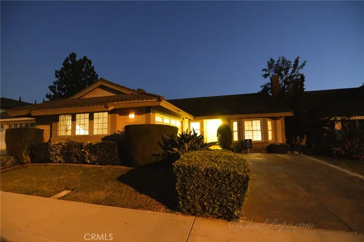 6 Saratoga, Irvine, California 92620