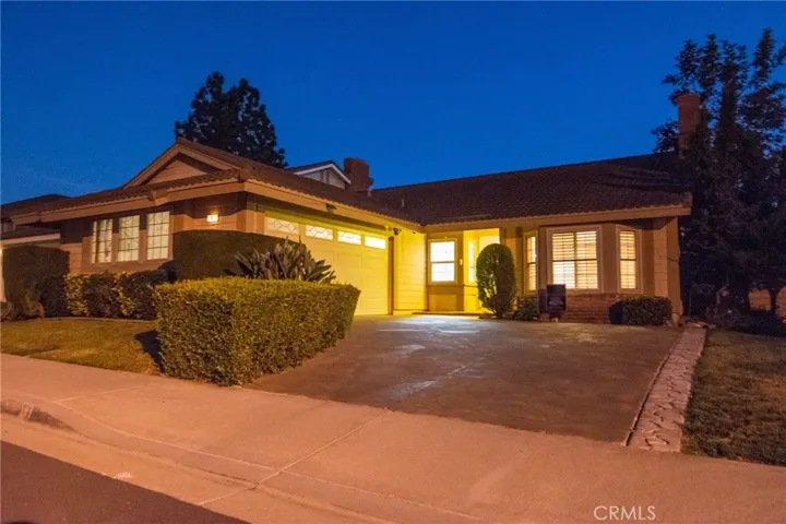 6 Saratoga, Irvine, California 92620