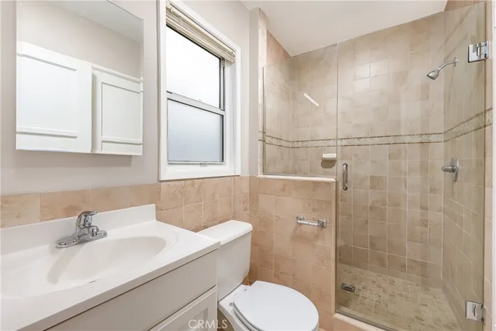 1415 W Ivyton Street, Lancaster, California 93534