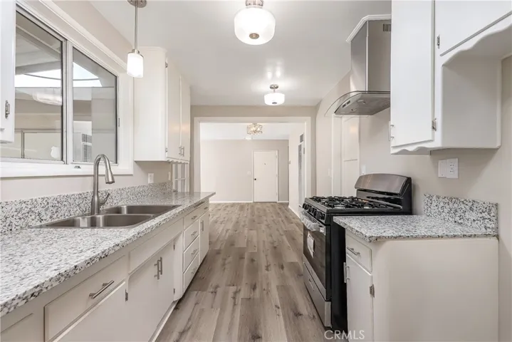 1415 W Ivyton Street, Lancaster, California 93534