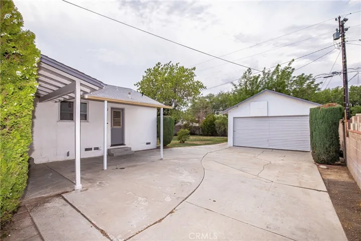 1415 W Ivyton Street, Lancaster, California 93534