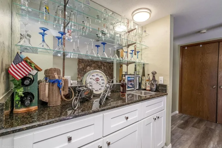 15426 Vista Vicente Drive, Ramona, California 92065