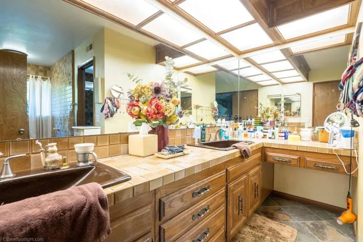 15426 Vista Vicente Drive, Ramona, California 92065