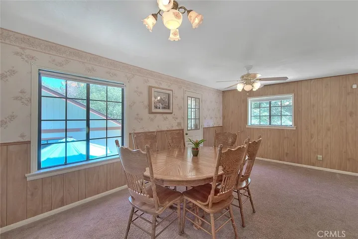 299 Nob Place, Crestline, California 92325