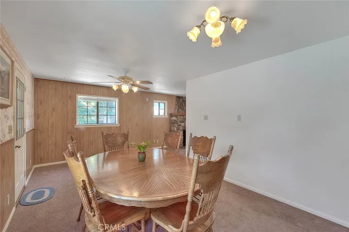 299 Nob Place, Crestline, California 92325