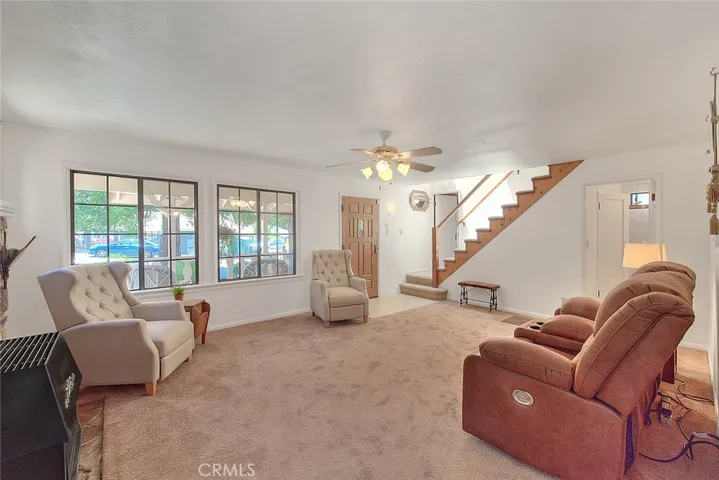 299 Nob Place, Crestline, California 92325