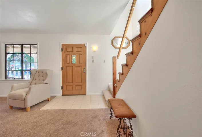 299 Nob Place, Crestline, California 92325