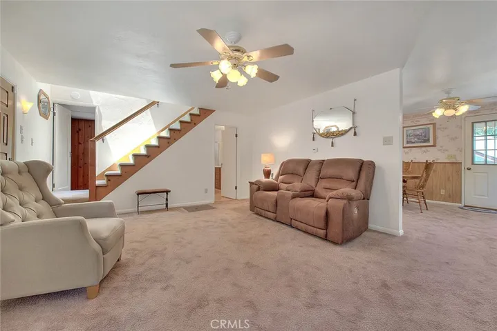 299 Nob Place, Crestline, California 92325