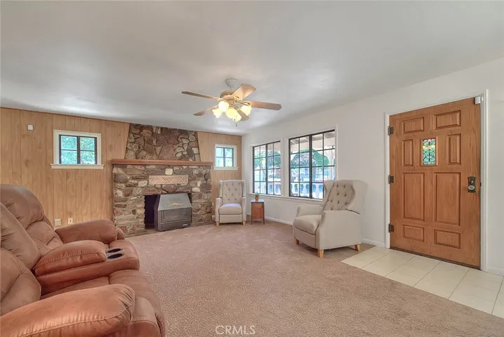 299 Nob Place, Crestline, California 92325