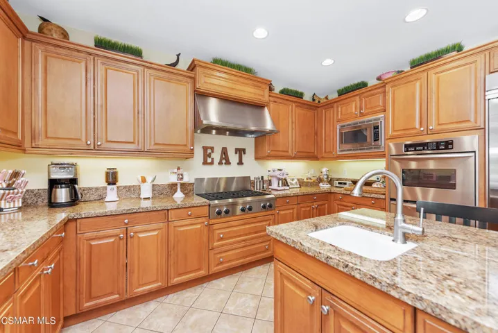 255 Valley Gate Rd Simi Valley-31