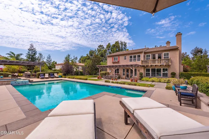 255 Valley Gate Rd Simi Valley-93