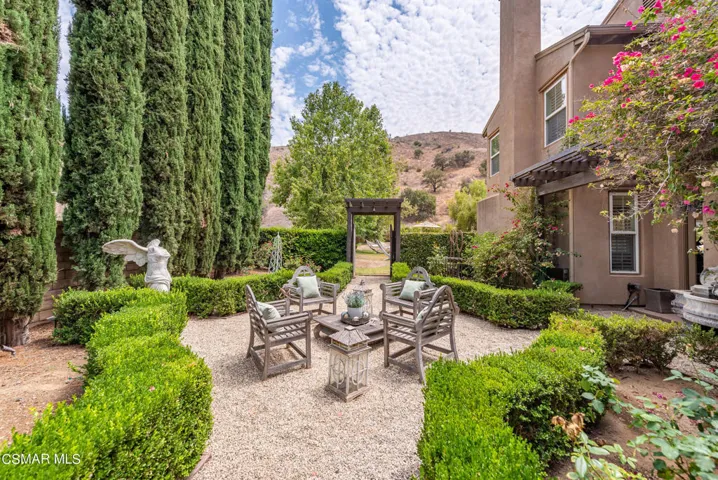 255 Valley Gate Rd Simi Valley-77