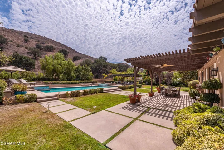 255 Valley Gate Rd Simi Valley-85