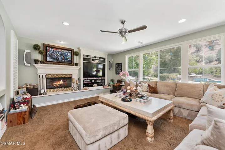 255 Valley Gate Rd Simi Valley-17