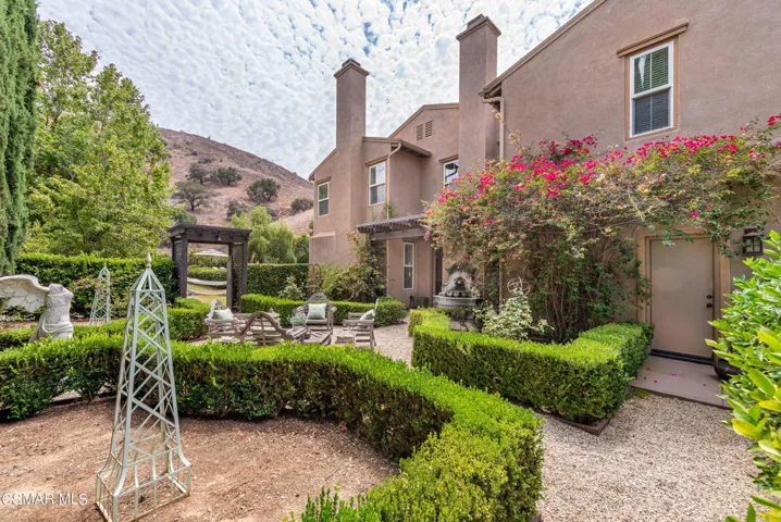 255 Valley Gate Rd Simi Valley-78