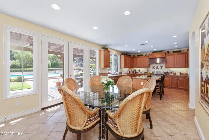 255 Valley Gate Rd Simi Valley-24