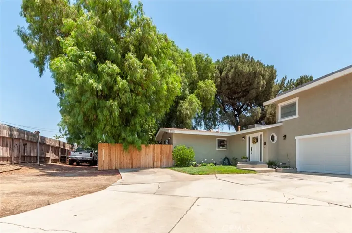5500 Montero Drive, Jurupa Valley, California 92509