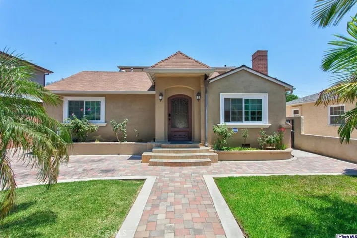 7034 Costello Avenue, Van Nuys, California 91405