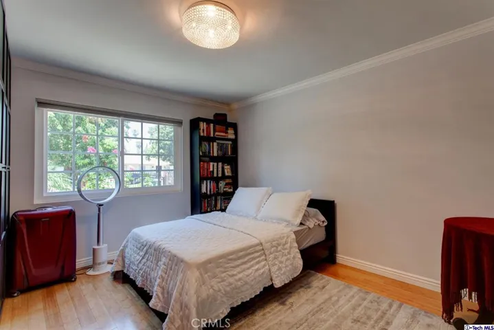 7034 Costello Avenue, Van Nuys, California 91405