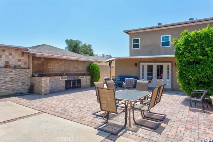 7034 Costello Avenue, Van Nuys, California 91405
