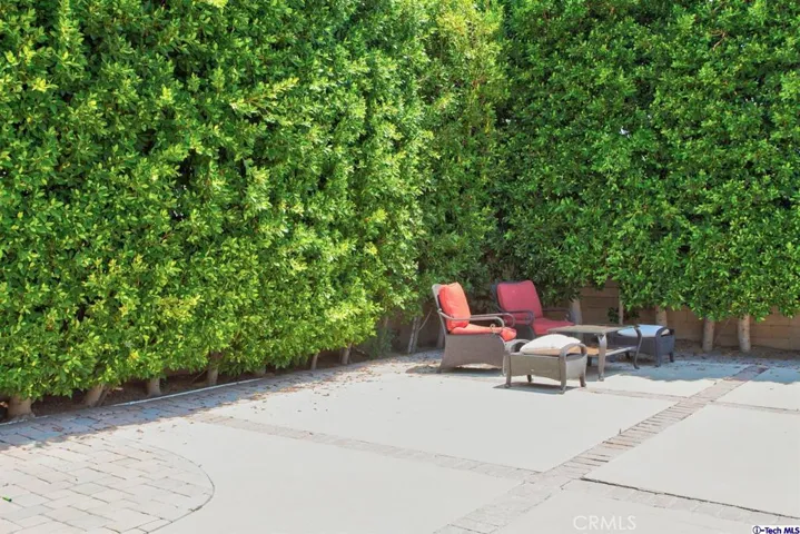 7034 Costello Avenue, Van Nuys, California 91405
