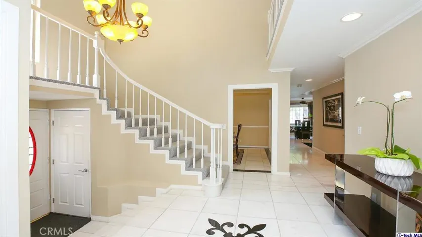 5403 Beckford Avenue, Tarzana, California 91356