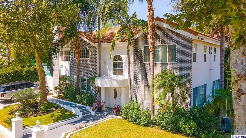 5403 Beckford Avenue, Tarzana, California 91356