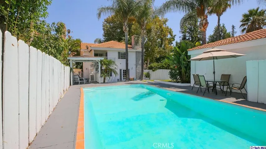 5403 Beckford Avenue, Tarzana, California 91356