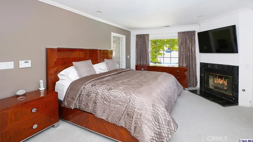 5403 Beckford Avenue, Tarzana, California 91356