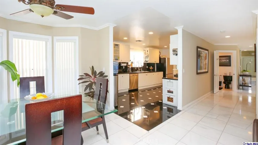5403 Beckford Avenue, Tarzana, California 91356