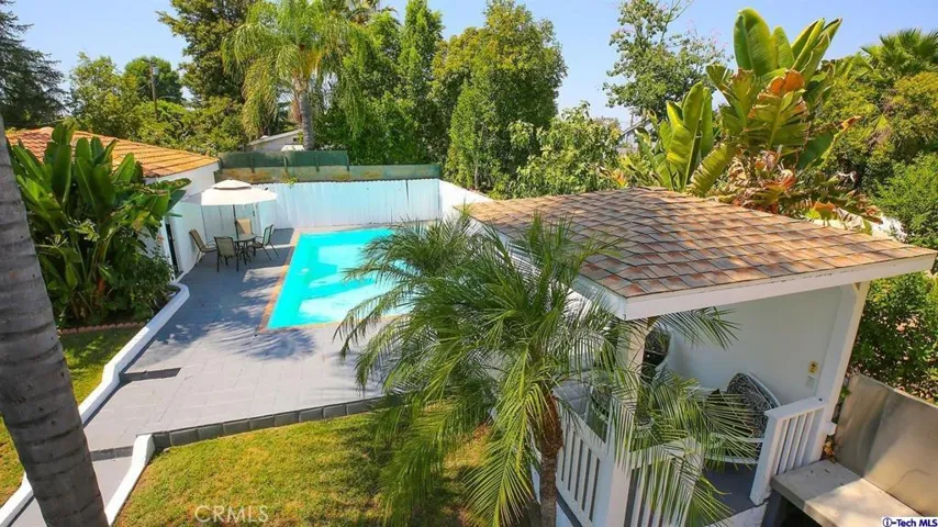 5403 Beckford Avenue, Tarzana, California 91356