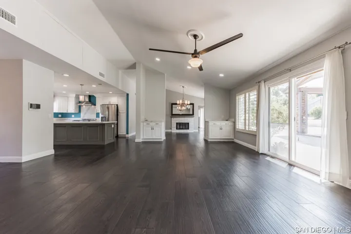 14001 Painted Desert Rd, Poway, California 92064