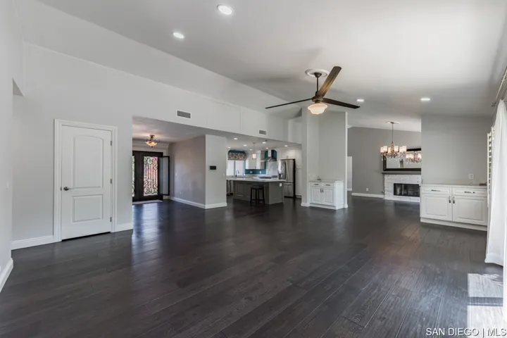 14001 Painted Desert Rd, Poway, California 92064