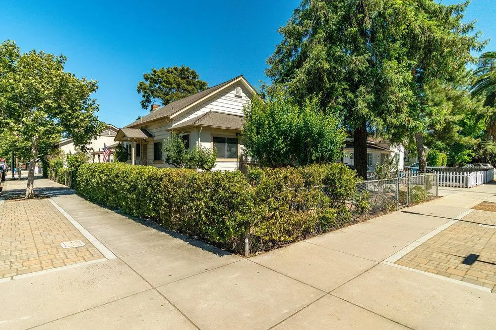 358 6th Street, Gilroy, California 95020 home-pic-0