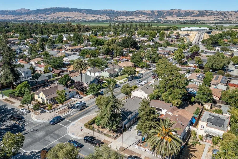 358 6th Street, Gilroy, California 95020 home-pic-63