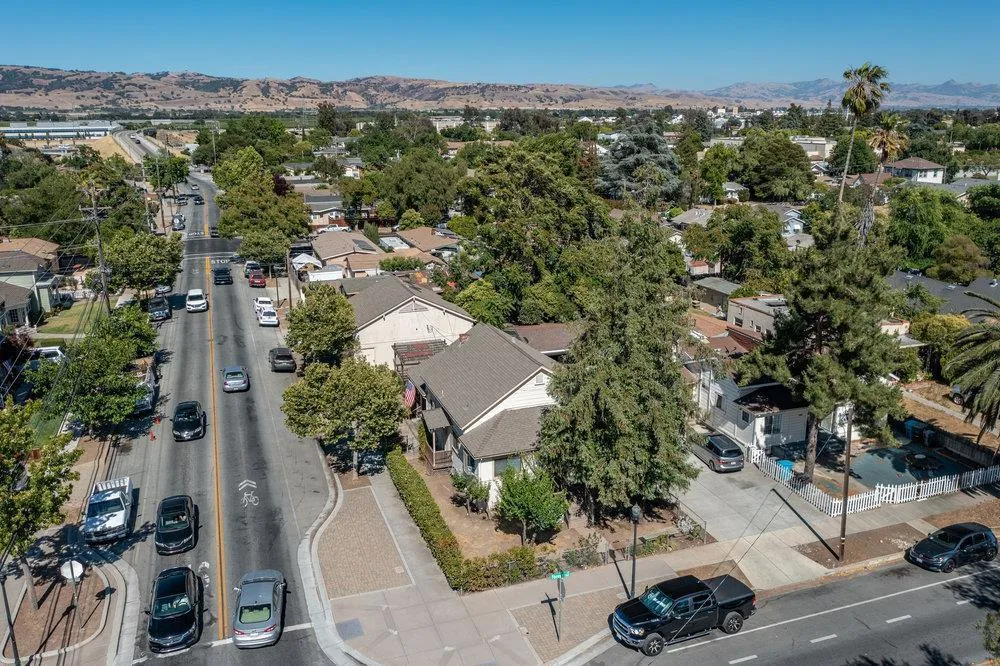 358 6th Street, Gilroy, California 95020 home-pic-60