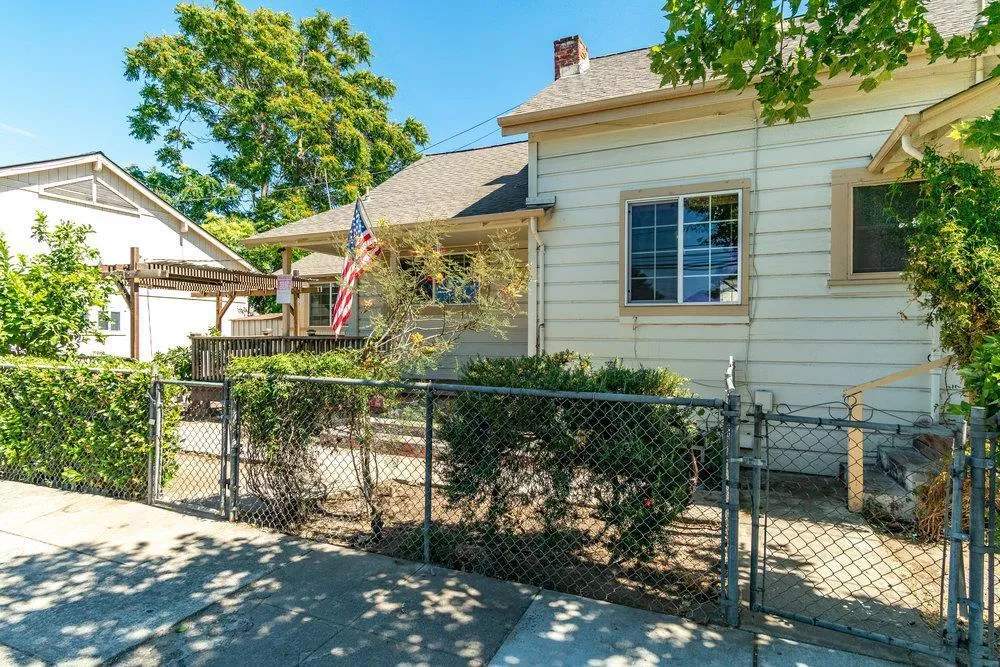 358 6th Street, Gilroy, California 95020 home-pic-3