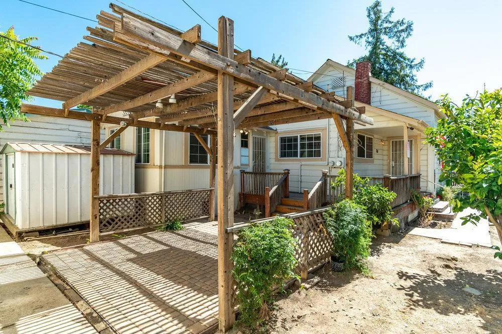 358 6th Street, Gilroy, California 95020 home-pic-11