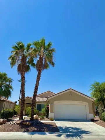 Estancia Dr.