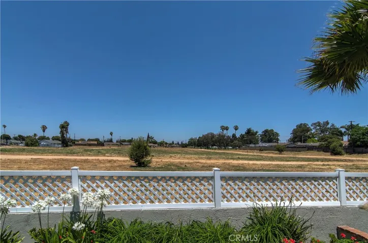 Natural open space park provides a sense of being away from the hustle and bustle plus privacy.